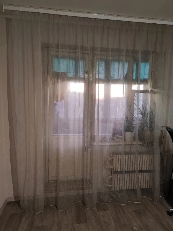 🏡Продаётся двухкомнатная квартира
🌇Г. Донецк днр, кировский р-н мкрн. Текстильщик, улица петровского 103

✅Этажность–8/9 жилого дома
✅Общая площадь–53.7 м2

✅Комнаты изолированны
Площадью–18 м2 и 12 м2
✅Коридор–4.2 м2
✅Холл–8 м2
✅Кухня в чистовой отделке с новой проводкой, площадь–9 м2

✅Санузел раздельный
Окна выходят на обе стороны дома
✅Парковка возле дома, рядом охраняемая стоянка
✅До остановки 4 минуты ходьбы

✅В шаговой доступности: школа, детский садик, гимназия, магазины, ветклиника
✅Рядом два рынка 5-10 минут пешком
📃Документы готовы
🔥Собственник

💴Цена: 3🍋700.000 рублей
Торг‼️
☎️+7(949) 318-92-64

📨Подписаться - фотография - 9