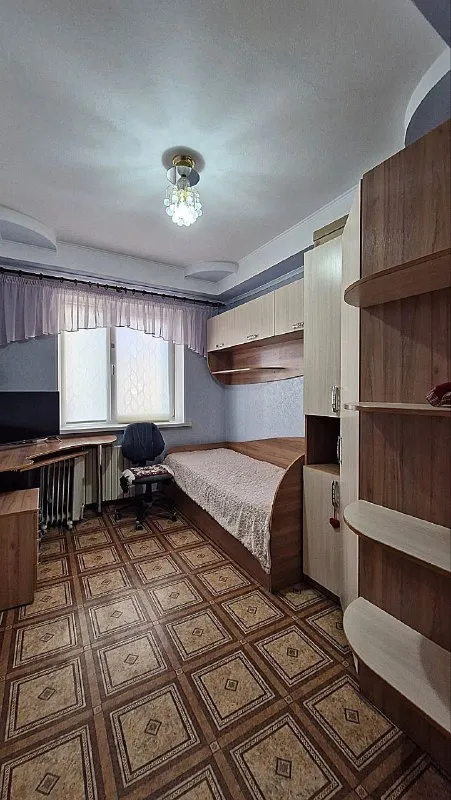 Продажа 4-х комнатной квартиры

🌇В куйбышевском р-не, г. Донецка, ул. Фомина📍

✅Площадь: 68 кв. М
✅5-Й этаж 5-ти этажного дома, есть технический этаж
💦Вода - подача по графику
📍 Удобное расположение:
В шаговой доступности 17 больница, 55 школа, магазины, остановки общественного транспорта
✅Рядом парк щербакова
Квартира отлично подойдёт для семьи — просторные комнаты, удобная планировка и развитая инфраструктура района.

💰Цена 5 950 000 ₽

📲☎️+79493582125, Марина
Ан "правильный выбор"

Подписаться | дать объявление - фотография - 4