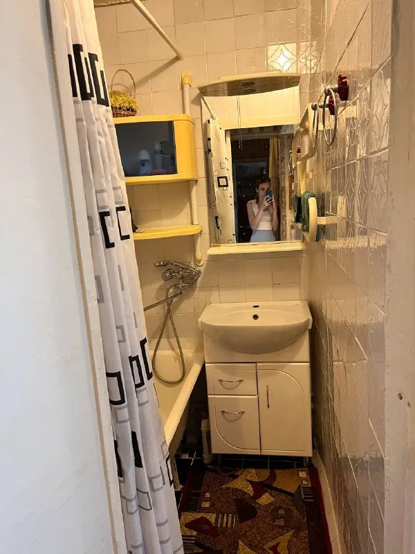 🏡Продам трёхкомнатную квартиру
🌇Город: донецк днр
🏙️Район: куйбышевский (топаз)

• Этажность–9/9 жилого дома
• Площадь квартиры 57/36/7 м2

• Квартира утеплена по периметру,
Крыша после ремонта
• Окна пластиковые
• Балкон на две комнаты
• Установлены два кондиционера
• Произведена замена труб стояка
• Рядом детский садик, школа, магазины и остановка общественного транспорта
📃Документы готовы
🔥Собственник

💴Цена: 4🍋900.000 рублей
☎️+7(949) 419-29-74

📨Подписаться - фотография - 6