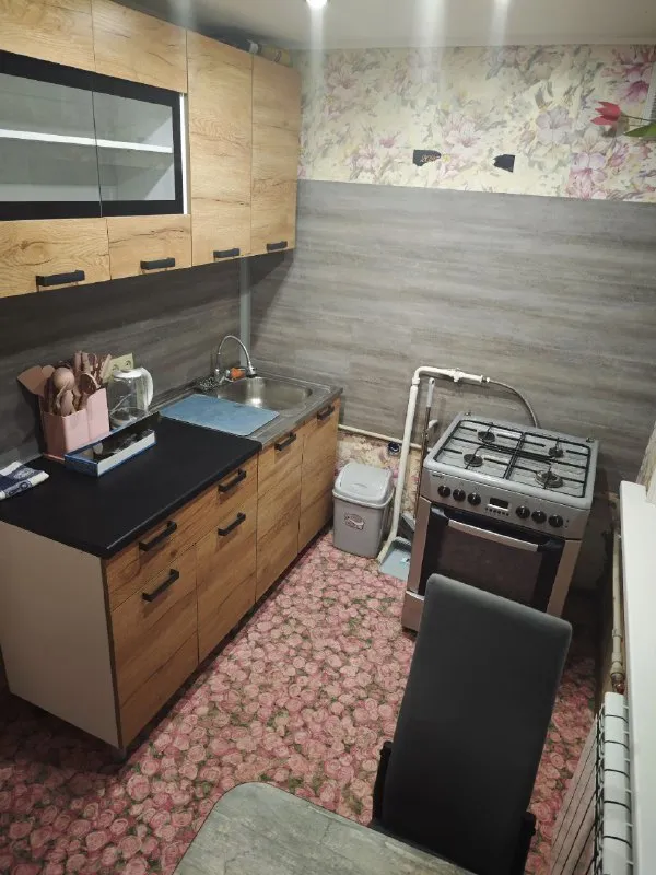 🏡Продаётся однокомнатная квартира
🌇Город: макеевка днр
🏙️Район: червоногвардейский
Улица токарева, 22

• Этажность–5/5 жилого дома

• Квартира не угловая
• Новая крыша
• Окна пластиковые
• Балкон требует ремонта
• Квартира продаётся с мебелью и бытовой техникой
• Рядом школа, детский садик, детская и взрослая больница, супермаркет, рынок, магазины и остановка общественного транспорта
🔥Собственник

💴Цена: 2🍋200.000 рублей
☎️+7(949) 807-38-61

📨Подписаться - фотография - 7