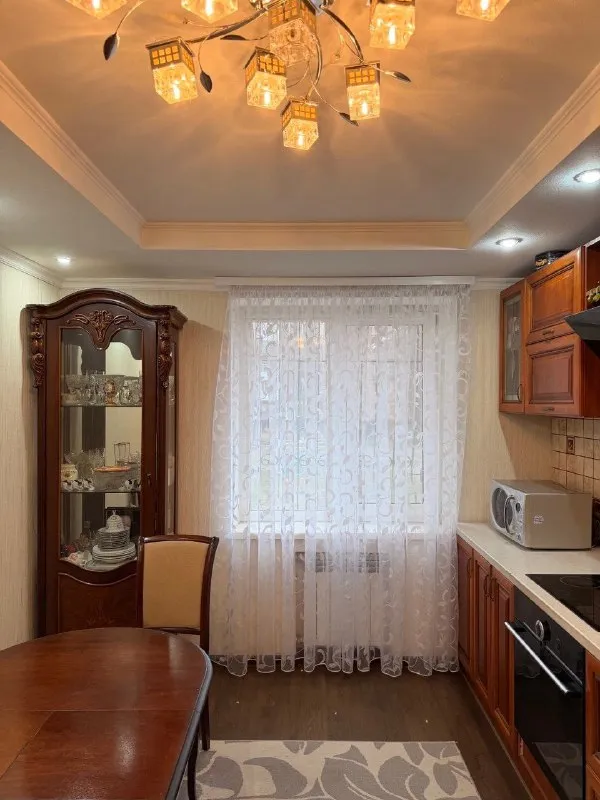 🏡Продажа двухкомнатной
Квартиры
🌇Город: харцызск днр
🗺Микрорайон черёмушки

• Рядом школа, детский садик, магазины, аптека, рынок, тц и остановка общественного транспорта
🔥Собственник

💴Цена: 5🍋000.000 рублей
‼️Торг
☎️+7(949) 508-31-98
☎️+7(949) 524-41-21

📨Подписаться - фотография - 5