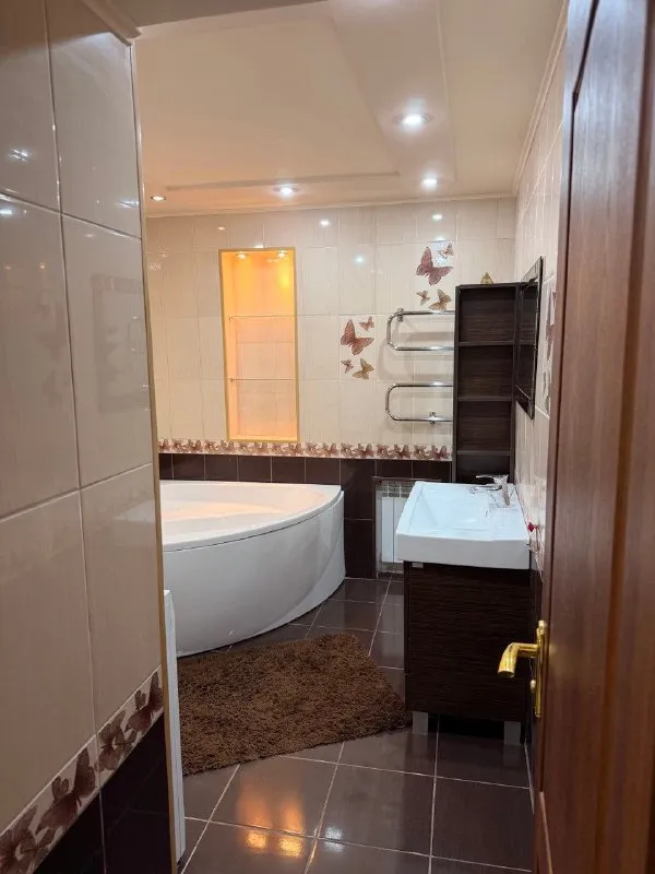 🏡Продажа двухкомнатной
Квартиры
🌇Город: харцызск днр
🗺Микрорайон черёмушки

• Рядом школа, детский садик, магазины, аптека, рынок, тц и остановка общественного транспорта
🔥Собственник

💴Цена: 5🍋000.000 рублей
‼️Торг
☎️+7(949) 508-31-98
☎️+7(949) 524-41-21

📨Подписаться - фотография - 8