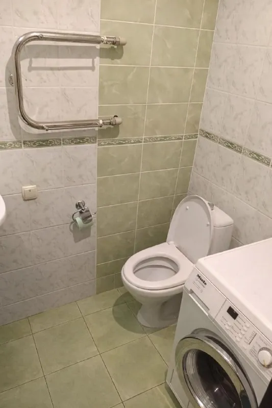 🏡Продажа трёхкомнатной квартиры
🏙️Город: донецк днр
🌇Район: куйбышевский
• Общая площадь–88 м2
• Дом кирпичный
• Все комнаты раздельные
• Квартира продаётся с мебелью и бытовой техникой
• Вода по графику
📃Документы готовы
🔥Собственник
💴Цена: 8🍋500.000 рублей
☎️+7(949) 797-36-28
📨Подписаться - фотография - 7
