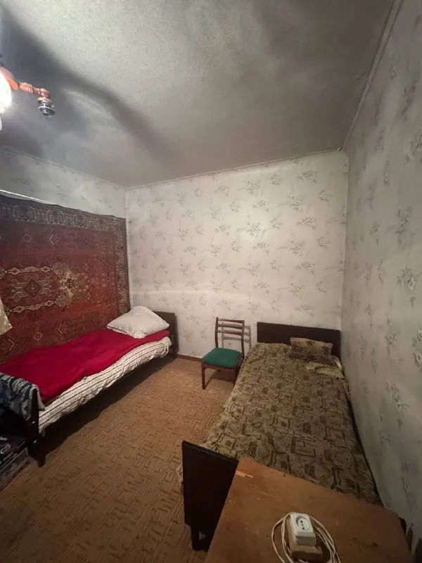 Продаётся уютный дом
🌇В ма́кеевке, на улице лебедева (район остановки «школа»). 📌
✅Характеристики:
-Общая площадь дома: 45 кв. М.
- Коммуникации: центральная канализация, водоснабжение по графику.
- Санузел расположен внутри дома.
- Отопление: установлен новый газовый котёл с возможностью перехода на твёрдое топливо.
- Крыша полностью перекрыта. - дом сухой и тёплый.
✅Дополнительные строения и преимущества:
- Три подвала, гараж, сарай и курятник.
- Участок обладает хорошим месторасположением.
🙅Отсутствуют долги по коммунальным услугам.
🎁При продаже остаётся вся мебель и техника, кроме холодильника и телевизора.
💰Цена 2 600 000 ₽ возможен торг.
Свяжитесь для просмотра и обсуждения деталей.
📲☎️+79493418412 Лилия ан терем
🛫Подписаться | дать объявление
📲Наш max - фотография - 4