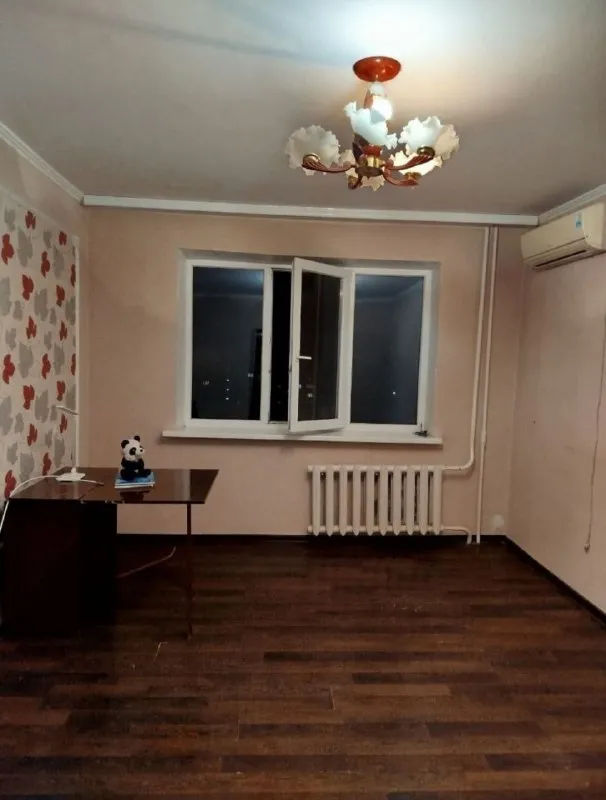 🏡Продаётся трёхкомнатная квартира
🏙️Город: харцызск днр
🗺Улица патона, 30 а

• Этажность–7/9 жилого дома
• Общая площадь–64 м2

• Квартира не угловая
• Все комнаты раздельные
• Есть утеплённая лоджия
• Рядом магазины, школа, детский садик, остановка общественного транспорта и больница
🔥Собственник

💴Цена: 3🍋000.000 рублей
☎️+7(949) 594-02-23 Ирина

Подписаться | приобрести размещение - фотография - 4
