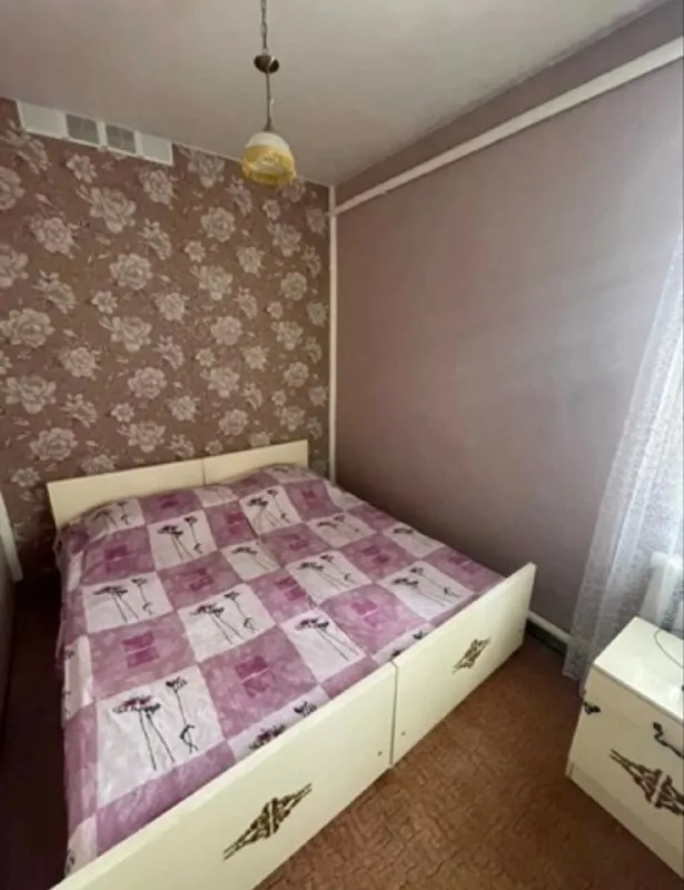🏡Продам газифицированный дом
🏙️Город: харцызск днр
🗺Ориентир: район 5-й школы, магазин анастасия, трест
• Земельный участок 6-ть соток (приватизирован)
• Площадь дома–61м2 + пристройка к дому–31 м2
4-Ре жилые комнаты 2-две гостиные, 2-спальни, кухня, прихожая, санузел
• Окна пластиковые, дом литой, утеплен, центральная канализация, водопровод
• Канализация - пластик, имеется колодец
• Двор - бетон
• Гараж
📃Документы готовы
🔥Собственник
💴Цена: 6🍋800.000 рублей
📍Торг
☎️+7(949) 404-51-48 Вацап, телеграм
📨Подписаться - фотография - 2