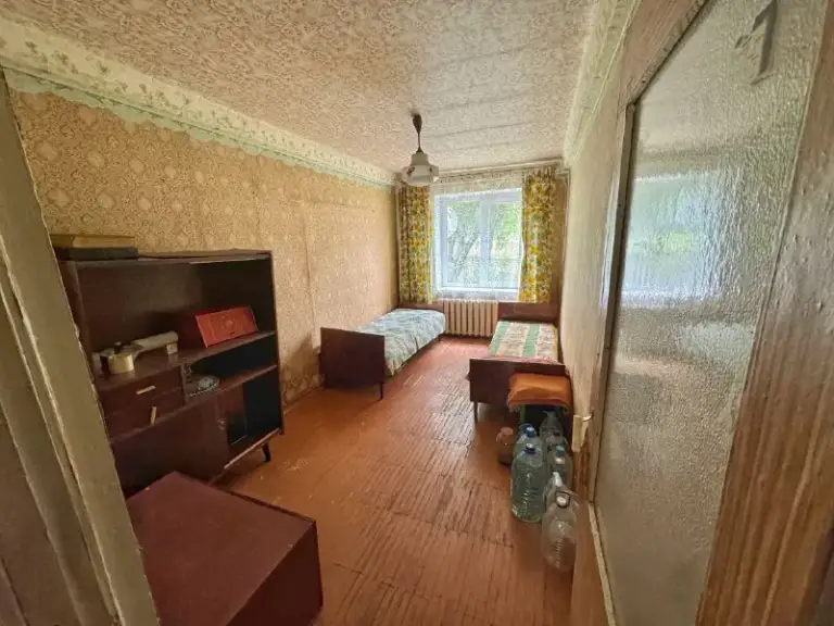 🏡Продажа 2-двухкомнатной квартиры
🏙️Город: ясиноватая днр
🗺Микрорайон зорька
• Этажность–1/5 жилого дома
• Общая площадь–41.6 м2
• Кухня–6.5 м2
• Высота потолков–2.55 м
• Квартира не угловая
• Окна пластиковые
• Санузел раздельный
• Есть своя кладовая в подвальном помещении
• Вода круглосуточно
• Рядом магазин, аптека, детский садик, школа и остановка общественного транспорта
• Документы готовы
🔥Собственник
💴Цена: 2🍋200.000 рублей
☎️+7(949) 341-88-03 Андрей
📨Подписаться - фотография - 10