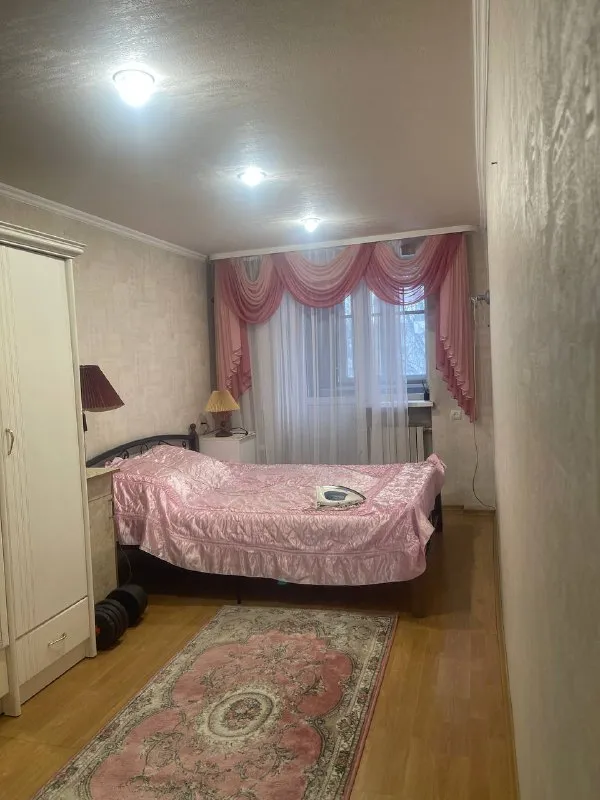 Сдам 3 ком квартиру
Киевский район
Пр киевский 5
Северный, шахтерская площадь

3/6 Этаж
Дом с лифтом
Состояние хорошее
3 Комнаты, все необходимое в квартире есть
Установление накопительный бак
Фотографии реальные

30 000₽+Все коммунальные услуги

+79494113097 Алина
@As_01vva telegram - фотография - 3