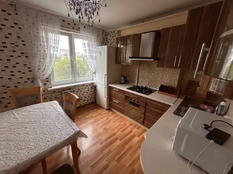 Аренда 3х ком квартиры komfort+ вода кругосуточно-ленинский проспект-рядом трк обжора !

☎️+79494171814
Стройте свое пространство с агентством недвижимости город.
Вы мечтаете - мы реализовываем💫

📍Аренда 3-комнатной квартиры ленинский проспект - микрорайон "звездный"
Вода 💦 круглосуточно

✔️ Уютная квартира-фото соответствует действительности на 100%
✔️ Мебель и бытовая техника в полном объеме для, комфортного и полноценного проживания

✔️ Кондиционеры в каждой комната

✔️Проведен высокоскоростной интернет 🛜

🏪 Отлично развита инфраструктура : магазины, школы, детские сады, транспортная развязка в любую точку города 🌆 рынок.

Стоимость аренды 60,000 рублей
Услуги агентства по факту вселения при подписании договора.

☎️ +79494171814 - фотография - 2