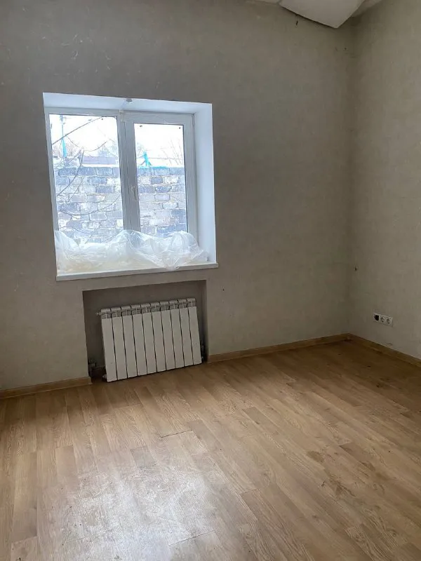 🏡Аренда офисных помещений
В донецке
🏙️Город: донецк днр
🌇Район: куйбышевский
Панфилова-куйбышева
• Сдам помещение свободного назначения общей площадью 255 м2
• Кабинетная система, несколько входов:
• 2-Два санузла, кондиционирование, водоснабжение, отопление
• 2-Два кабинета руководителя, приемная/ресепшен
• 5-Ть офисных помещений, подсобное помещение
• Частично мебель.
💴Цена: 200.000руб + счётчики
☎️+79494194208
📨Подписаться - фотография - 4