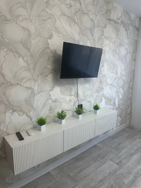 🌇Сдам уютную двухкомнатную квартиру посуточно в районе площади будённого!📍

Квартира предназначена для спокойного отдыха, вечеринки и шумные собрания запрещены ‼️

❗Не сдаётся шумным компаниям для проведения вечеринок ❗

✅ Идеально подходит для командировок!
📄 Предоставляем официальные отчетные документы для бухгалтерии.

Квартира сдаётся от двух суток! 💫

👍Оснащение: wi-fi, кондиционер, телевизор, стиральная машина, горячая вода, балкон, ванна, две кровати, средства гигиены и т. Д - фотография - 9