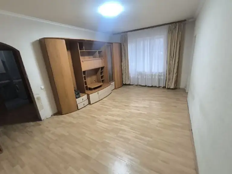 Продаётся крупногабаритная однокомнатная квартира

🌇Донецк, киевском районе, донецк-сити / ул. Челюскинцев📌

Стройте свое пространство с агентством недвижимости город.
Вы мечтаете - мы реализовываем💫

📑Документы готовы к сделке
✅Общая площадь 33 кв. М
✅1-Й этаж из 10.
✅Цоколь высокий.
💦Вода согласно графику.
💰Стоимость 3 400 000 ₽ - торг

📲☎️ +79495138558

🛫Подписаться  |  дать объявление
📲Наш max - фотография - 4