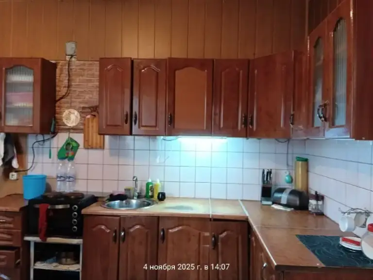 Продам 2х этажный дом на 29 шахте (ориентир ул. Победителей / заборовского), 126м. Кв. , три спальни и зал, камин. Кухня 15м. Кв. Удобства. Три балкона, зимний сад. Котел парапетный (твердотопливный длительного горения). Три входа в дом. Гараж. Участок 8 соток. Яма. Два заезда во двор (двое ворот). Цена 4 100 000руб. Без торга. .. Ан анна
+7 949 470 04 83 (Феникс)
+7 949 796 89 69 (Миранда) - фотография - 7