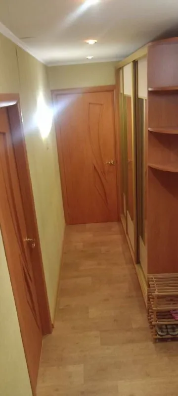 🏡Продаётся 2-двухкомнатная квартира
🌇Город: донецк днр
🏙️Район: петровский
🗺Микрорайон тихий, улица
Стаханова

• Этажность–5/9 жилого дома
• Общая площадь–48.9 м2

• Квартира не угловая,
После ремонта
• В ванной комнате и на лоджии тёплый пол
🔥Собственник

💴Цена: 5🍋200.000 рублей
☎️+7(949) 388-05-42

📨Подписаться - фотография - 2