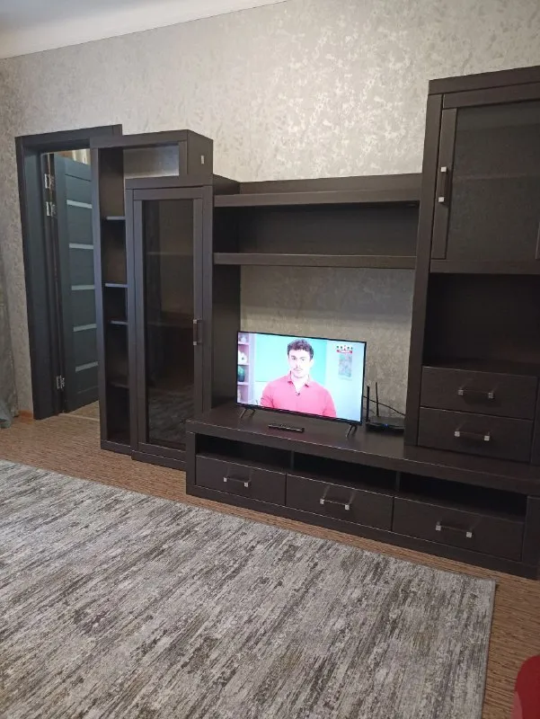 Квартиры посуточно, сдам 2-х комнатную квартиру

📍Харцызск, центр. Уютная квартира после ремонта! В квартире есть все для комфортного проживания:
- Вода круглосуточно❗️❗️❗️
- Холодильник, стиральная машинка, микроволновка
- Смарт тв, wi-fi
- Полотенца, постельное бельё, тапки, посуда.
- Двухспальная кровать
- Два раскладывающихся дивана
- Утюг, фен, сушка для белья, гладилка
- Кондиционер
✅ Курение в квартире категорически запрещено❗️❗️❗️
✅ Квартира не сдаётся для проведения вечеринок и других шумных мероприятий.
✅ Есть залоговая сумма(возвращается после уборки)
✔️Отчетные налоговые документы для организаций ❗️
❗️Заезд после 14.00 в любое время
❗️Выезд в 12.00.

Есть залоговая сумма, возвращается после уборки
Тел. ,телеграм:
📞+7(949) 561-40-65❗️

Vk. Com/kv. Posut. Harcyz - фотография - 4