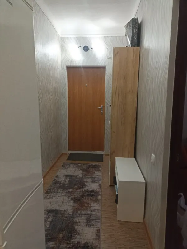 Квартиры посуточно, сдам 2-х комнатную квартиру

📍Харцызск, центр. Уютная квартира после ремонта! В квартире есть все для комфортного проживания:
- Вода круглосуточно❗️❗️❗️
- Холодильник, стиральная машинка, микроволновка
- Смарт тв, wi-fi
- Полотенца, постельное бельё, тапки, посуда.
- Двухспальная кровать
- Два раскладывающихся дивана
- Утюг, фен, сушка для белья, гладилка
- Кондиционер
✅ Курение в квартире категорически запрещено❗️❗️❗️
✅ Квартира не сдаётся для проведения вечеринок и других шумных мероприятий.
✅ Есть залоговая сумма(возвращается после уборки)
✔️Отчетные налоговые документы для организаций ❗️
❗️Заезд после 14.00 в любое время
❗️Выезд в 12.00.

Есть залоговая сумма, возвращается после уборки
Тел. ,телеграм:
📞+7(949) 561-40-65❗️

Vk. Com/kv. Posut. Harcyz - фотография - 7