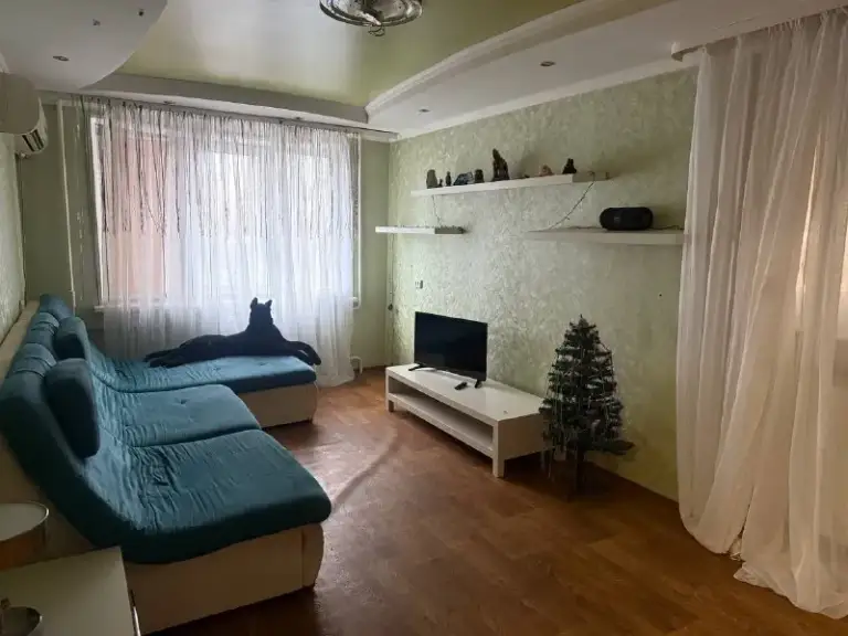 🏡Сдаётся квартира посуточно свежий ремонт все необходимое в квартире есть
3 Этаж
🌇Г. Донецк кировский район
💴Цена: 5.000т сутки
📲+79493548985 Все вопросы по телефону

📨Подписаться - фотография - 1