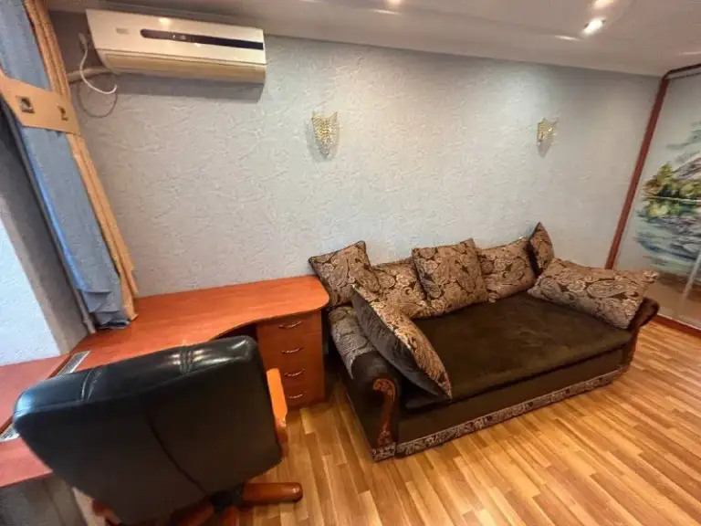 Аренда 3х ком квартиры komfort+ вода кругосуточно-ленинский проспект-рядом трк обжора !
☎️+79494171814
Стройте свое пространство с агентством недвижимости город.
Вы мечтаете - мы реализовываем💫
📍Аренда 3-комнатной квартиры ленинский проспект - микрорайон "звездный"
Вода 💦 круглосуточно
✔️ Уютная квартира-фото соответствует действительности на 100%
✔️ Мебель и бытовая техника в полном объеме для, комфортного и полноценного проживания
✔️ Кондиционеры в каждой комнате
✔️Проведен высокоскоростной интернет 🛜
🏪 Отлично развита инфраструктура : магазины, школы, детские сады, транспортная развязка в любую точку города 🌆 рынок.
Стоимость аренды 60,000 рублей
Услуги агентства по факту вселения при подписании договора.
☎️ +79494171814 - фотография - 6