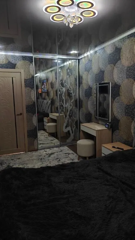 🏡Продам 3-трехкомнатную квартиру
🌇Город: донецк днр
🏙️Район: калининский
🗺Улица 50-й гвардейской дивизии, 8

• Этажность–4/5 жилого дома
• Общая площадь–60 м2

• В квартире был выполнен ремонт в 2024 году
• Заменены проводка, отопление и водоснабжение
• Установлена система умный дом (свет и техника управляется голосом)
• Вода круглосуточно, в подвале установлена автоматическая накопительная система
• Там же в подвале есть кладовка
• Квартира продаётся с мебелью и бытовой техникой, кроме стиральной машины
• Под домом есть парковочное место для автомобиля
• Вместе с квартирой продаётся капитальный гараж
• Рядом две школы и два детских садика
🔥Собственник

💴Цена: 9🍋000.000 рублей
☎️+7(949) 585-08-61

📨Подписаться - фотография - 2