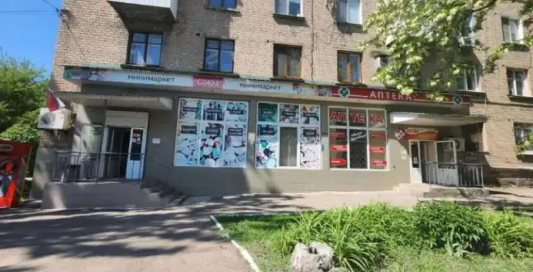 Продается нежилое помещение

🌇Донецк, кировский район дк им. Франко, ст. Кировец📌

✅Помещение свободного назначения, подходит под все виды деятельности (парикмахерская, магазин и т. Д. ). Дополнительно имеется подвальное помещение. ❗️

✅Площадь 400 м2 ( 200 м2 основной зал + подсобные помещения и подвал 200м2 )
✅Имеются все коммуникации - газ, свет, вода, кабинеты, раздевалка и т. Д. ..
✅В подвальном помещении есть комнаты для хранения продукции и свободная площ. .. Oji" style="background-image:url('//telegram. Org/img/emoji/40/e29c85.png')">✅магазин находится в шикарном месте, хорошая развязка дк им. Франко и ск кировец.

💰Стоимость 25 000 000 ₽

📲☎️+79495075247 Алина

🛫Подписаться  |  дать объявление
📲Наш max - фотография - 1