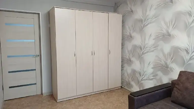 🏡Продам 2-двухкомнатную квартиру
🌇Город: донецк днр
🏙️Район: кировский
🗺Улица бирюзова

• Этажность–5/5 жилого дома
• Общая площадь–46 м2
• Кухня–6.8 м2

• Новая крыша
• Квартира продаётся с мебелью и бытовой техникой
• Вода по графику
• На балконе есть накопительный бак для воды
• Рядом поликлиника, школа, детский садик, супермаркет, рынок и остановка общественного транспорта
🔥Собственник

💴Цена: 3🍋200.000 рублей
☎️+7(949) 322-75-50

📨Подписаться - фотография - 2