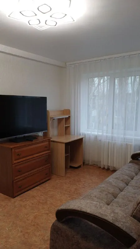 🏡Продам 2-двухкомнатную квартиру
🌇Город: донецк днр
🏙️Район: кировский
🗺Улица бирюзова

• Этажность–5/5 жилого дома
• Общая площадь–46 м2
• Кухня–6.8 м2

• Новая крыша
• Квартира продаётся с мебелью и бытовой техникой
• Вода по графику
• На балконе есть накопительный бак для воды
• Рядом поликлиника, школа, детский садик, супермаркет, рынок и остановка общественного транспорта
🔥Собственник

💴Цена: 3🍋200.000 рублей
☎️+7(949) 322-75-50

📨Подписаться - фотография - 6