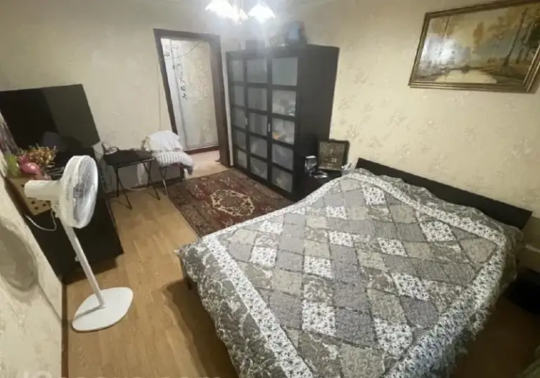 🏡Продаётся 1-однокомнатная квартира
🌇Город: донецк днр
🏙️Район: калининский
🗺Улица харитонова, ориентир гор-гаи
• Этажность–7/9 жилого дома
• Общая площадь–52 м2
• Жилое состояние
• Квартира продаётся с мебелью и бытовой техникой
• Вода по графику
🔥Собственник
💴Цена: 3🍋800.000 рублей
☎️+7(949) 742-86-84
📨Подписаться - фотография - 3