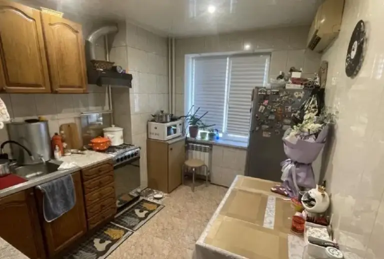🏡Продаётся 1-однокомнатная квартира
🌇Город: донецк днр
🏙️Район: калининский
🗺Улица харитонова, ориентир гор-гаи
• Этажность–7/9 жилого дома
• Общая площадь–52 м2
• Жилое состояние
• Квартира продаётся с мебелью и бытовой техникой
• Вода по графику
🔥Собственник
💴Цена: 3🍋800.000 рублей
☎️+7(949) 742-86-84
📨Подписаться - фотография - 6