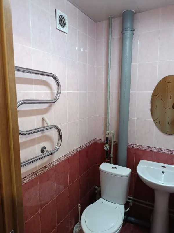 🏡Аренда 1-однокомнатной квартиры
🌇Город: донецк днр
🏙️Район: калининский
🗺Ориентир: магазин грузия

• Этажность–2/5 жилого дома

• Квартира после ремонта
• В квартире есть вся необходимая мебель и бытовая техника для комфортного проживания
• Вода по графику
• Установлен накопительный бак на 400 литров воды
• Сдаётся арендаторам без животных и вредных привычек
🔥Собственник

💴Цена: 40.000 рублей
☎️+7(949) 483-75-17 Вадим

📨Подписаться - фотография - 10