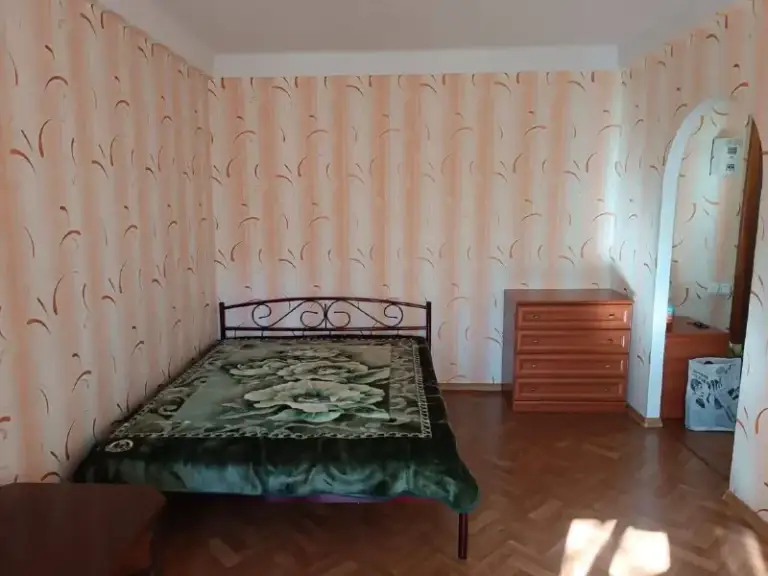 🏡Аренда 1-однокомнатной квартиры
🌇Город: донецк днр
🏙️Район: калининский
🗺Ориентир: магазин грузия

• Этажность–2/5 жилого дома

• Квартира после ремонта
• В квартире есть вся необходимая мебель и бытовая техника для комфортного проживания
• Вода по графику
• Установлен накопительный бак на 400 литров воды
• Сдаётся арендаторам без животных и вредных привычек
🔥Собственник

💴Цена: 40.000 рублей
☎️+7(949) 483-75-17 Вадим

📨Подписаться - фотография - 3