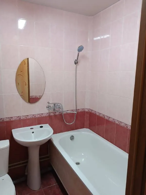 🏡Аренда 1-однокомнатной квартиры
🌇Город: донецк днр
🏙️Район: калининский
🗺Ориентир: магазин грузия

• Этажность–2/5 жилого дома

• Квартира после ремонта
• В квартире есть вся необходимая мебель и бытовая техника для комфортного проживания
• Вода по графику
• Установлен накопительный бак на 400 литров воды
• Сдаётся арендаторам без животных и вредных привычек
🔥Собственник

💴Цена: 40.000 рублей
☎️+7(949) 483-75-17 Вадим

📨Подписаться - фотография - 9