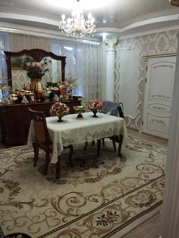 🏡Продам дом в калининском районе
🌇Город: донецк днр
🗺Проспект красногвардейский
Общая площадь дома 125 м2
• Дом газифицированный
• Газовое отопление
• В доме выполнен качественный ремонт
• Санузел в доме
• Вода по графику
• На территории двора есть гараж
🔥Собственник
💴Цена: 8🍋500.000 рублей
☎️+7(949) 347-66-70
📨Подписаться - фотография - 3