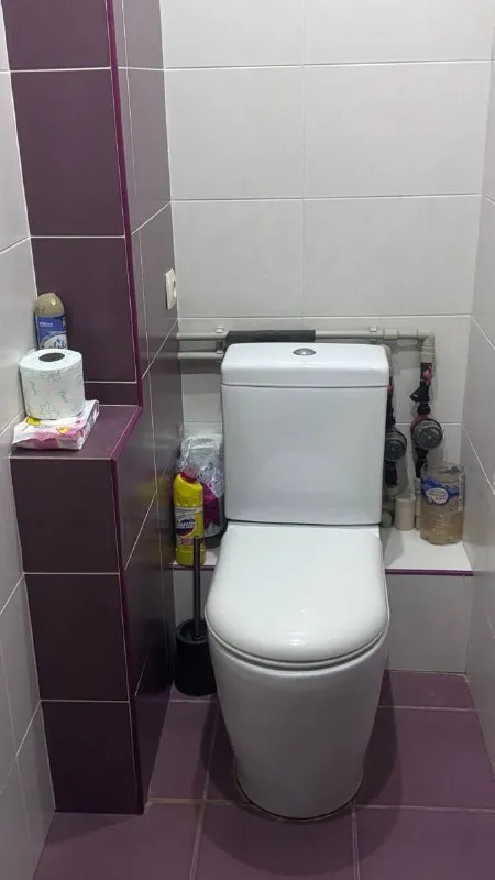 Продажа 3х комнатной квартиры в кировском районе
Улица петровского - микрорайон текстильщик - ледовая арена

Стройте свое пространство с агентством недвижимости город.
Вы мечтаете - мы реализовываем💫

☎️+79495138558

Документы полностью готовы к сделке, прописанных нет!!!

📌Общая площадь 63 кв. М
📌9Й этаж из 9
📌Кровля не течет, собственник перекрывал крышу сам
📌Квартира теплая
📌Вода согласно графику
📌В квартире выполнен качественный ремонт
📌Установлены пластиковые окна
📌Коммуникации поменяны
📌Остается полностью вся мебель и техника необходимая для комфортного проживания
📌Дополнительных вложений не требует

Хорошая транспортная развязка. 👌
Сады, школы, магазины, все что нужно для комфортной жизни в шаговой доступности🔑

Стоимость 6 200 000 руб

☎️+79495138558 - фотография - 8