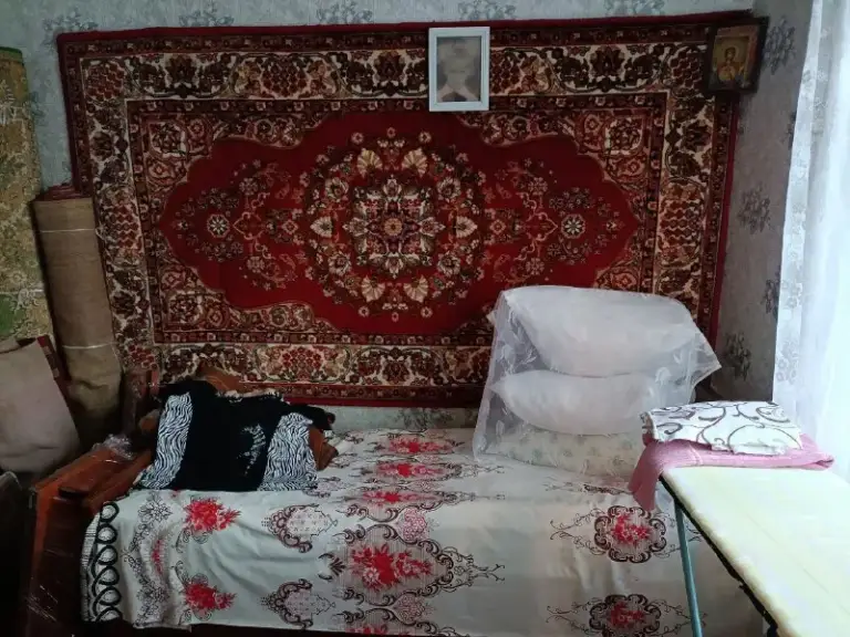 Сдаётся в аренду дом 🏡

🌇Донецк в будённовском районе, ул. Верхнекурганская. ( р- н заперевальная). 📌

✅В доме 3 комнаты, санузел, кухня, коридор.
⛽Газовое отопление, газовая колонка.
✅Свой отдельный двор.
🚘Машину можно ставить возле дома.
👍Есть вся необходимая мебель для комфортного проживания.

💰Стоимость аренды: 25000+ ком услуги. Залоговая сумма.

Для просмотра звоните:
📲☎️+79493454298;
📲☎️+79493758610
С ув. Ан" квартал+"

🛫Подписаться  |  дать объявление
📲Наш max - фотография - 6