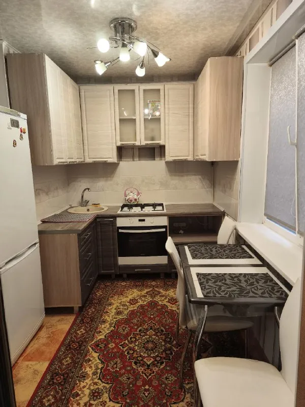 🏡Продаётся 1-однокомнатная квартира
🌇Город: донецк днр
🏙️Район: петровский
🗺Ориентир загс

• Этажность–1/5 жилого дома

• Высокий цоколь
• Окна пластиковые, на окнах решетки
• Квартира без балкона
• Поменяны проводка, трубы и радиаторы
• Остаётся встроенная кухня и шкаф купе
• Вода идет каждый день
🔥Собственник

💴Цена: 2🍋300.000 рублей
☎️+7(949) 319-79-52

📨Подписаться - фотография - 5