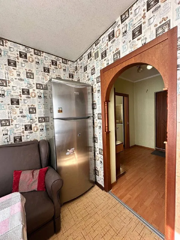 🏡Посуточно - собственник❗️
Аренда 1-однокомнатной квартиры

🌇Расположена в донецке, ориентир донецк - сити📌

✅Квартира крупногабаритная
✅Имеются другие варианты в разных районах донецка, цены от 4.500 ₽ ❤️

🐳 Вода постоянно (накопитель 750л+водонагреватель)
💼Отчётные документы!

🐶🐱🐢
🚬Курение разрешено на балконе.

💰Залог 5.000 р. , возвращается в течении дня, на карту гостя
Пишите/звоните - обязательно договоримся 🤝 6.000 рублей

📲☎️+79498523369
📲☎️+79192137781

📨Подписаться - фотография - 8