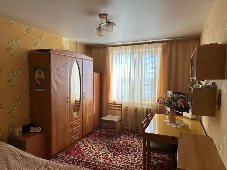 Продажа 2х-комнатной квартиры

🌆Донецк, кировский район текстильщик (пинтера 22)📍

✅9/9 Полноценный тех. Этаж

✅Квартира с хорошим косметическим ремонтом, балкон застеклён
✅Красивый вид из окна
✅Мебель остаётся, техника нет
📑Документы готовы

💰Цена 3 500 000 ₽

📲☎️+79493410484 Ан новый донбасс

Подписаться  |  дать объявление - фотография - 3