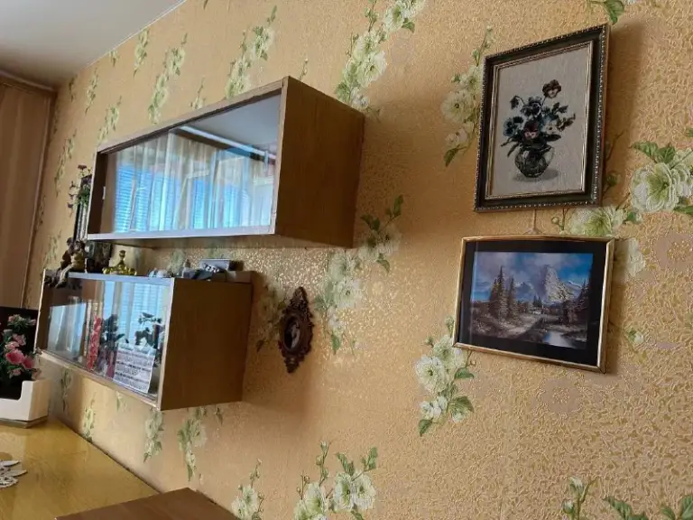 Продажа 2х-комнатной квартиры

🌆Донецк, кировский район текстильщик (пинтера 22)📍

✅9/9 Полноценный тех. Этаж

✅Квартира с хорошим косметическим ремонтом, балкон застеклён
✅Красивый вид из окна
✅Мебель остаётся, техника нет
📑Документы готовы

💰Цена 3 500 000 ₽

📲☎️+79493410484 Ан новый донбасс

Подписаться  |  дать объявление - фотография - 4