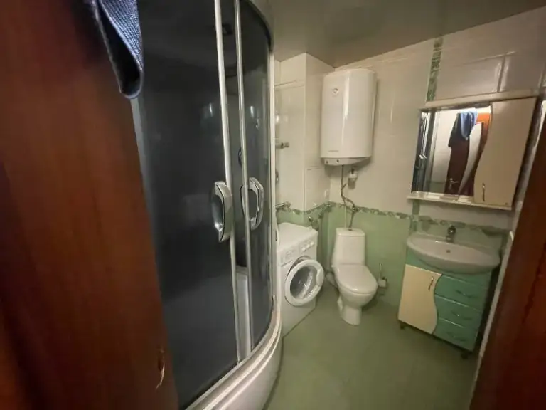 ☎️ +79490370636

Продажа однокомнатной квартиры !калининский район - ул. Пархоменко 4 ! Документы готовы!

Ориентир: парк строителей
📪Калининский р-н,
Ул. Пархоменко 4

Стройте свое пространство с агентством недвижимости «город».
Вы мечтаете - мы реализовываем 💫

📌3/9 ( Вода доходит, есть видео )
📌Дом кирпичный
📌Большая парковка
📌Квартира с ремонтом
📌Коммуникации поменяны, окна пластиковые!

📍Общая площадь: 42 квадратных метров

Не упустите свой шанс!

Стоимость данного объекта снижена 3.900.000💸

Данный квартал высоко ценится из-за своего уникального местоположения!
Благодаря чему в шаговой доступности:калининский рынок, супермаркеты,
Сквер,
Детские и спортивные площадки
Магазины, школы и садики !

☎️ +79490370636 - фотография - 9