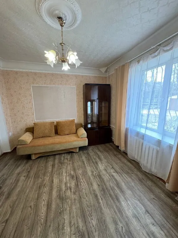 Продам 2-х комнатную квартиру !

🌇Харцызск, центр.   Ул. Сергея лазо. 📌

✅Общая площадь 48.4 кв. М, 1 этаж 2 этажного дома.
✅Комнаты раздельные, состояние жилое, есть кладовая.
✅Окна пластиковые, стоят решетки.

📑Документы готовы, прописанных нет.
👍Хорошее расположение : школа, детский сад, магазины, рынок, автовокзал.

💰Цена 3 200 000 ₽

📲☎️+79493418412 Лилия ан терем

🛫Подписаться  |  дать объявление
📲Наш max - фотография - 6