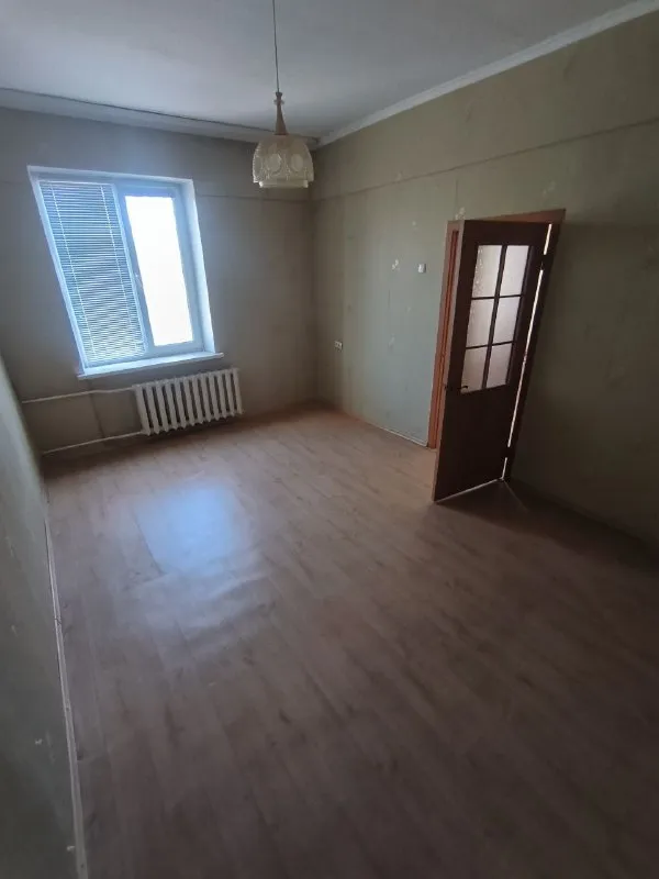 🏡Продажа 3-трехкомнатной квартиры
🌇Город: донецк днр
🏙️Район: куйбышевский
🗺Ориентир: пл. Бакинских комиссаров 18

• Этажность–2/3 жилого дома
• Общая площадь–74 м2 квартира крупногабаритная
🔥Собственник

💴Цена: 5🍋5 рублей
📍Торг на месте
☎️+7(949) 387-24-82 Дмитрий

📨Подписаться - фотография - 2