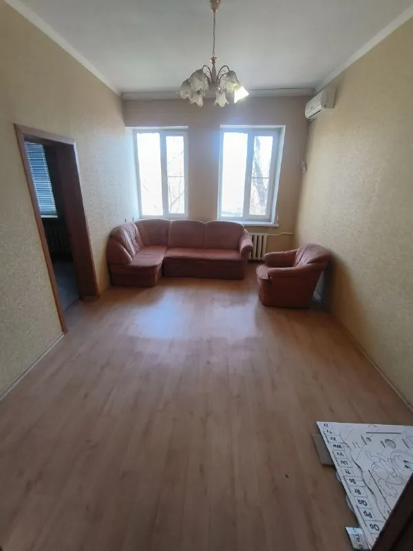 🏡Продажа 3-трехкомнатной квартиры
🌇Город: донецк днр
🏙️Район: куйбышевский
🗺Ориентир: пл. Бакинских комиссаров 18

• Этажность–2/3 жилого дома
• Общая площадь–74 м2 квартира крупногабаритная
🔥Собственник

💴Цена: 5🍋5 рублей
📍Торг на месте
☎️+7(949) 387-24-82 Дмитрий

📨Подписаться - фотография - 3