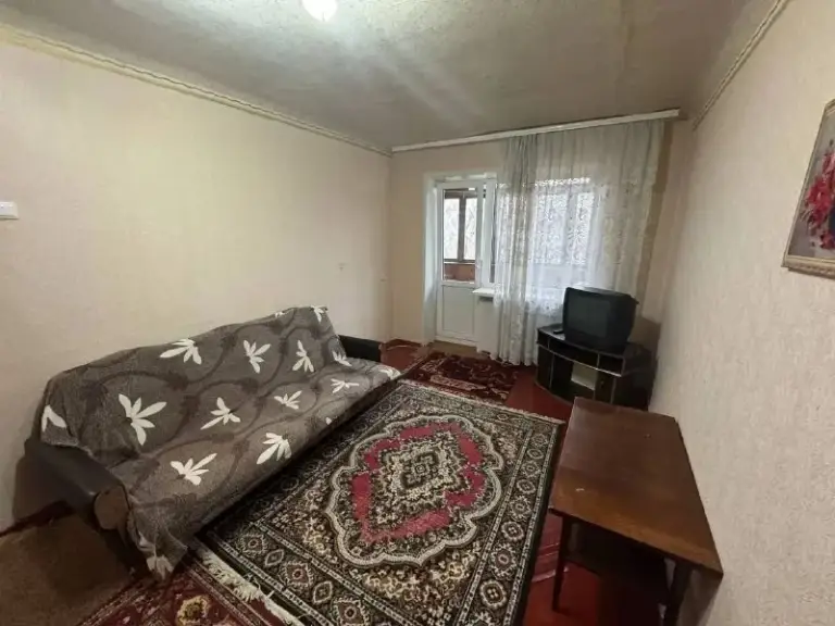В продаже 2-х комнатная квартира

🌇В кировском районе г. Донецка. Месторасположение: семашко. 📌

✅Квартира в жилом состоянии, заехать и жить.
✅Этажность 3/5
💦Вода по графику, достаёт без проблем.
❗️Отлично подойдёт как для себя так и для сдачи в аренду.

💰Цена: 3 100 000р
📄Документы рф готовы к продаже. Собственник присутствует на сделке!

Звоните — показ в удобное для вас время!
📲☎️+ 7 949 575 08 46 С уважением, андрей • ан "новый донбасс"

🛫Подписаться  |  дать объявление
📲Наш max - фотография - 3