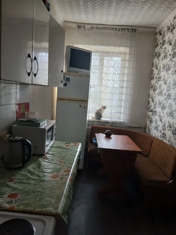 🏡Продам 3-трехкомнатную квартиру
🌇Город: донецк днр
🏙️Район: кировский
🗺Посёлок абакумова

• Общая площадь–66.5 м2

• Комнаты и санузел раздельные
• Окна пластиковые
• Заменены радиаторы отопления, канализационные и водопроводные трубы
🔥Собственник

💴Цена: 3🍋000.000 рублей
☎️+7(977) 523-37-04 Виктор

📨Подписаться - фотография - 5