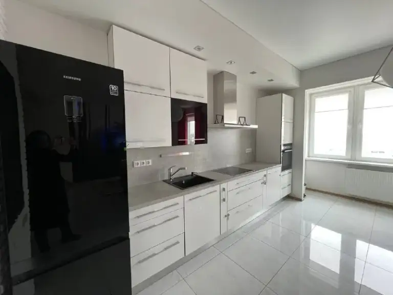 Аренда 2х уровневой квартиры vip comfort klass в новострое

🌇Донецк, проспект ильича /молоко 📌

Стройте свое пространство с агентством недвижимости город.
Вы мечтаете - мы реализовываем💫

🥷Охрана 24 часа + паркинг.
✅Закрытая территория, консьерж, паркинг, детская площадка.
💦Вода круглосуточно.

✅Квартира полностью укомплектована всем необходимым для комфортного проживания.
Бытовая техника ведущих мировых производителей.
❄Кондиционеры есть в к. .. Background-image:url('//telegram. Org/img/emoji/40/e2988e. Png')">☎️+79490404189
👀 Показ в любое время ⏰

🛫Подписаться  |  дать объявление
📲Наш max - фотография - 7