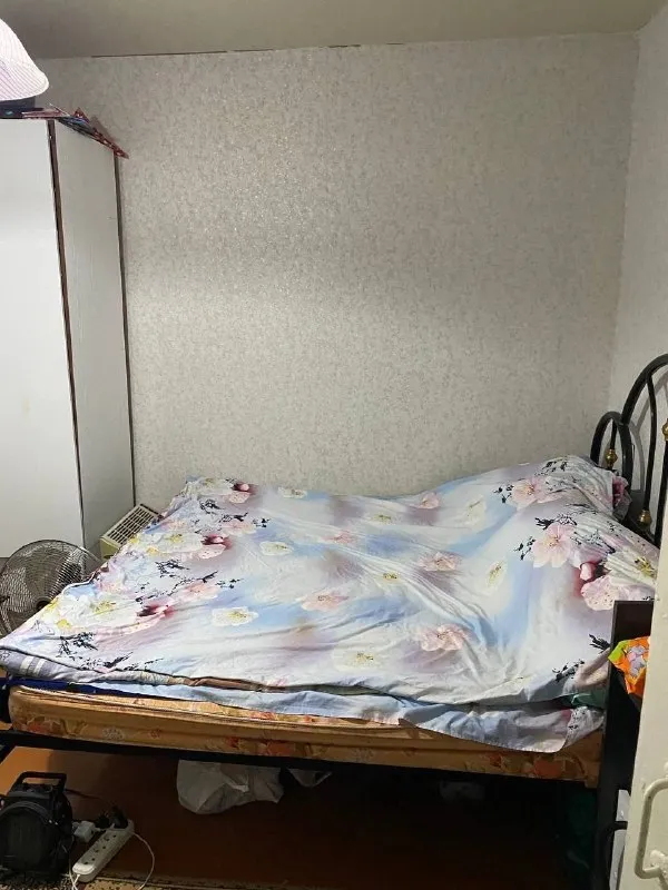 🏡Продам 1-однокомнатную квартиру
🌇Город: донецк днр
🏙️Район: ленинский
🗺Микрорайон боссе, улица речная 58 а

• Этажность–7/9 жилого дома

• Квартира не угловая, под ремонт
🔥Собственник

💴Цена: 2🍋500.000 рублей
📍Торг
☎️+7(949) 438-39-46 Татьяна

📨Подписаться - фотография - 3