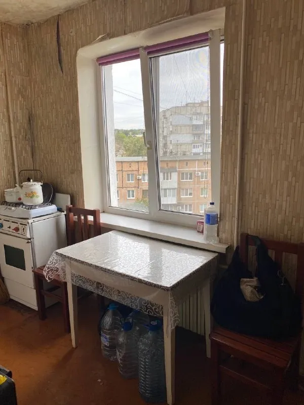 🏡Продам 1-однокомнатную квартиру
🌇Город: донецк днр
🏙️Район: ленинский
🗺Микрорайон боссе, улица речная 58 а

• Этажность–7/9 жилого дома

• Квартира не угловая, под ремонт
🔥Собственник

💴Цена: 2🍋500.000 рублей
📍Торг
☎️+7(949) 438-39-46 Татьяна

📨Подписаться - фотография - 6