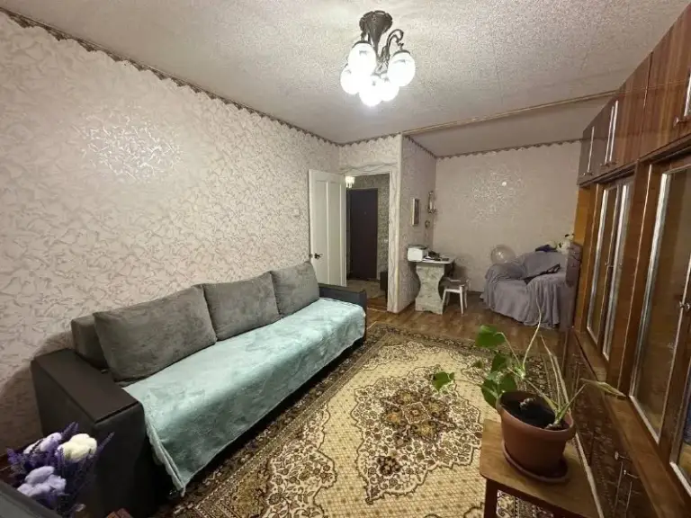 🏡Продам 1-однокомнатную квартиру
🌇Город: зугрэс днр
🗺Улица 60 лет октября, 19

• Этажность–3/5 жилого дома
• Общая площадь–36 м2

• Квартира не угловая
• Рядом школа, детский садик, больница, магазины и автостоянка
• Документы готовы
🔥Собственник

💴Цена: 1🍋400.000 рублей
☎️+7(949) 437-61-93

📨Подписаться - фотография - 4