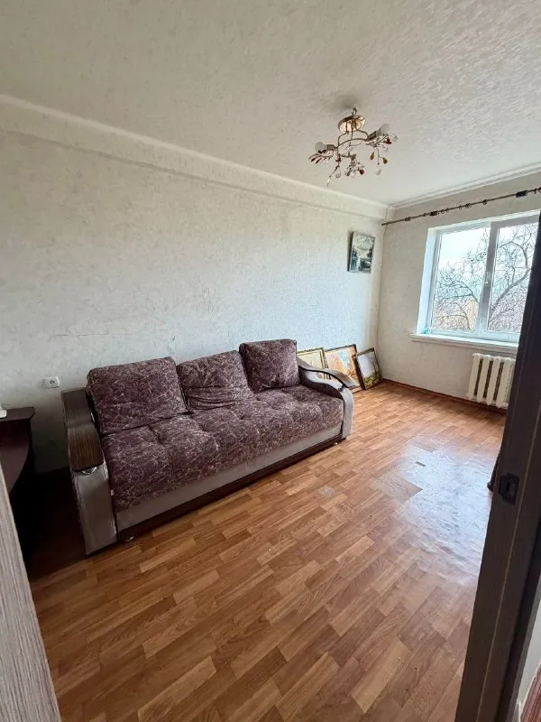 🏡Продается 2-двухкомнатная квартира от собственника
🌇Город: харцызск днр
🗺Черемушки, м-н металлургов, в кооперативном доме

• Этажность–4/5 жилого дома
• Общая площадь–41.20 м2
• Жилая–26.4 м2

• Окна и балконный блок пластик, балкон деревянный, застеклён, комнаты раздельные, санузел раздельный
• Рядом находится лицей «интелект», рынок

• В шаговой доступности: супермаркеты сельпо, вектор, молоко, строительный магазин восток, аптека, кофейня
• Хорошая транспортная развязка, ходит множество автобусов и тролейбус
🔥Собственник

💴Цена: 2🍋350.000 рублей
📍Небольшой торг
☎️+7(949) 367-07-21

📨Подписаться - фотография - 3