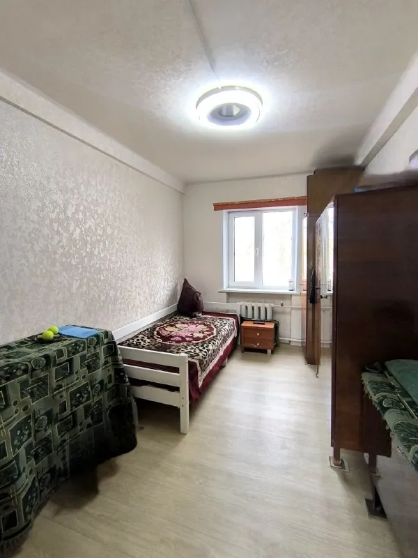 Продается 2х-комнатная квартира

🌇Донецк буденновский район, ул. Багратиона, заперевальная📌

✅Этаж: 3 из 5.
💦Водоснабжение круглосуточное
✅Квартира полностью отремонтирована после капитального ремонта.
🎁Мебель и бытовая техника остаются новым владельцам.
✅Инфраструктура: в шаговой доступности находятся остановка общественного транспорта, рынок, супермаркеты, школа и детский сад.
👍Преимущества: идеальный вариант как. .. Лный пакет документов готов к сделке.
💰Цена: 4 500 000 рублей.
❗️Возможен торг.

📲☎️+7(949)400-87-03 Ольга центр недвижимости мир

🛫Подписаться  |  дать объявление
📲Наш max - фотография - 5